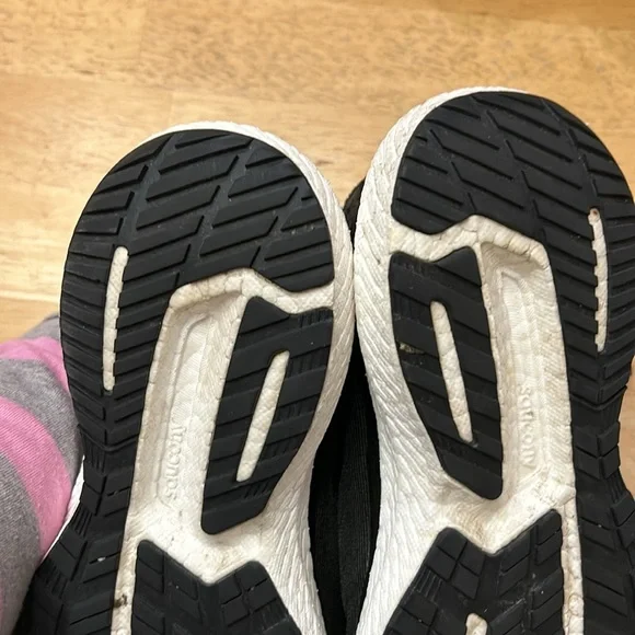 Saucony Triumph running shoes - Picture 2 of 6